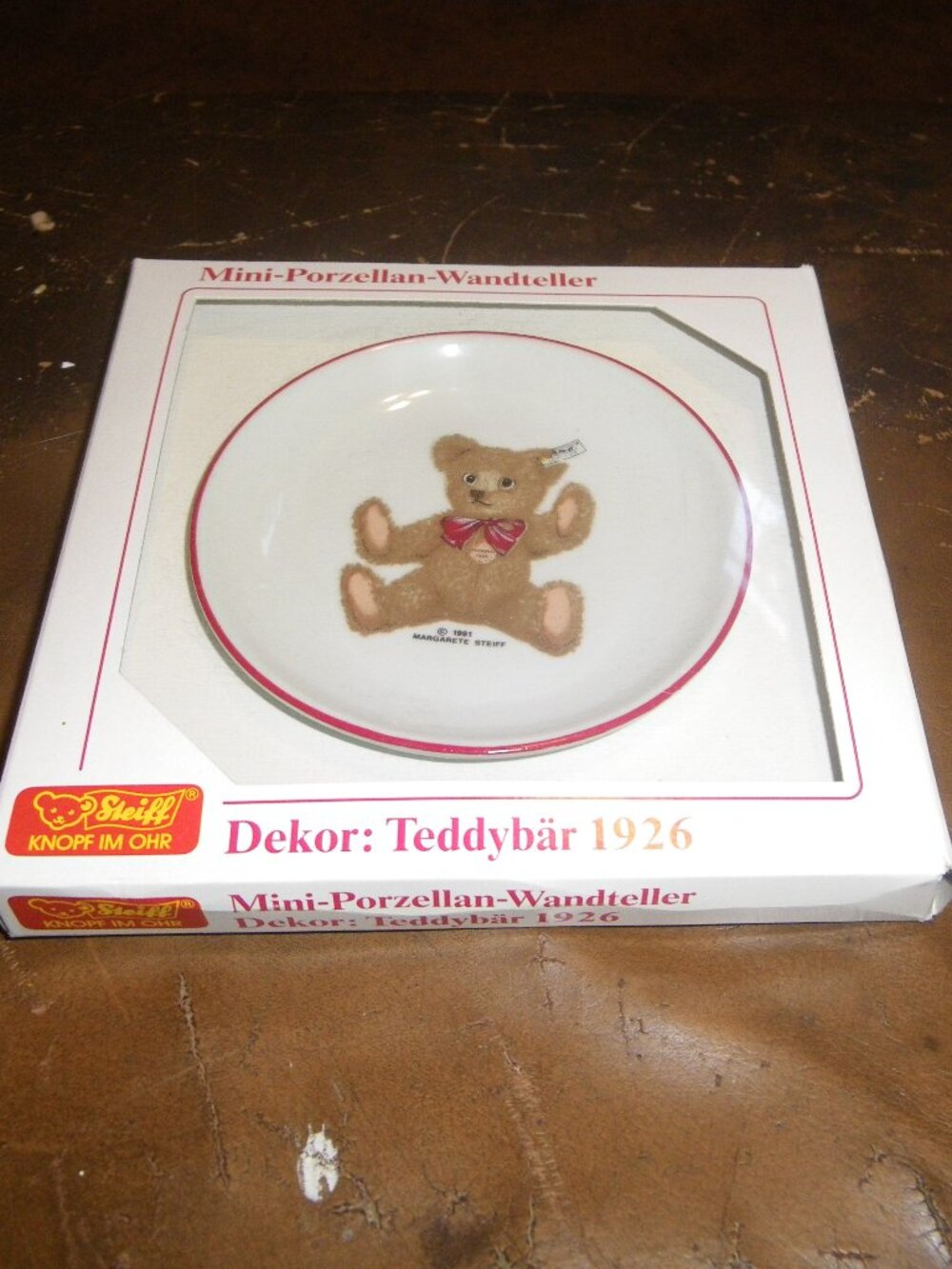 Vintage 1991 Miniature Ceramic Decorative Saucer Teddybar 1926 Germany Souvenir